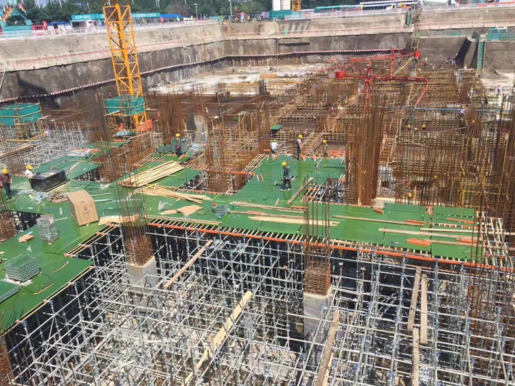 塑面建筑模板-行業(yè)領(lǐng)先，讓你的建筑更具競(jìng)爭(zhēng)力